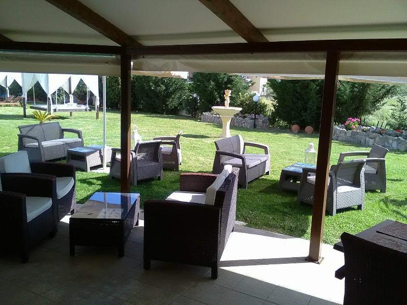 Eleni'S Garden & Castello Suites Alykanas  Extérieur photo