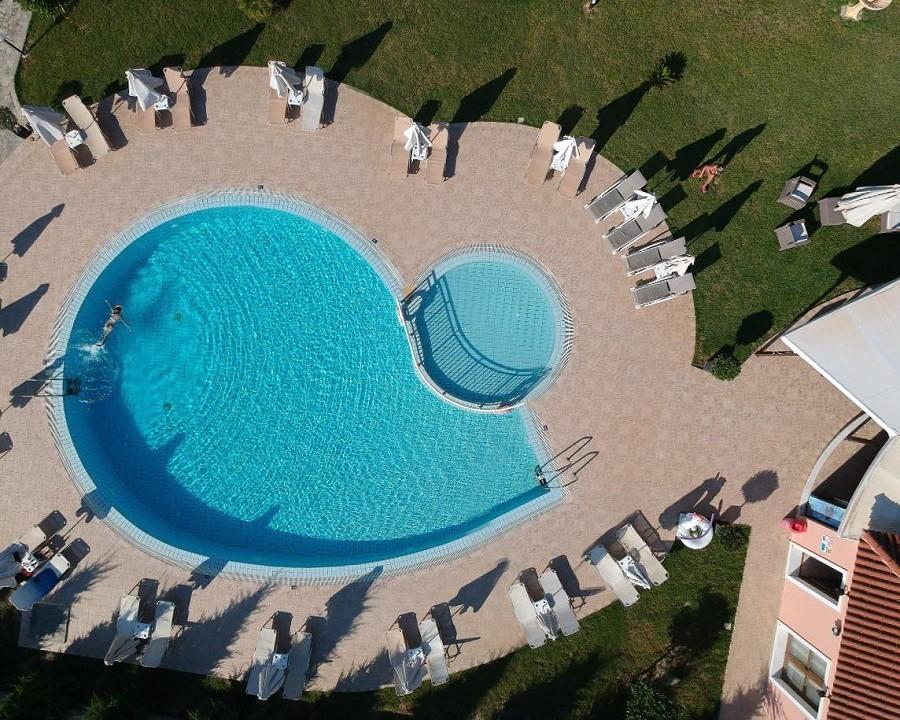 Eleni'S Garden & Castello Suites Alykanas  Extérieur photo