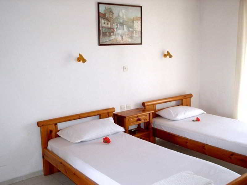 Eleni'S Garden & Castello Suites Alykanas  Extérieur photo